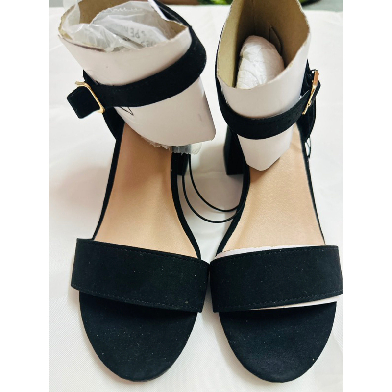 🔥🔥SANDAL BRAND NEW-LOOK AUTH FULL 💯💯💯💯 BAO CHECK