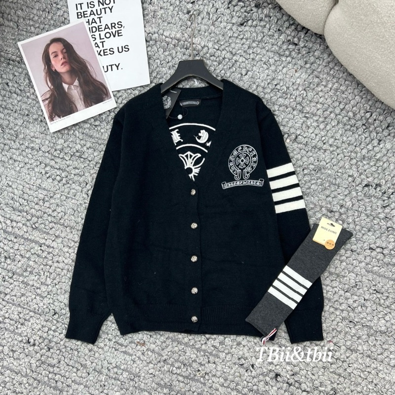 Áo Khoác Cadigan Len Chomre Heart Họa Tiết Chữ Thập Sau Lưng Bản Siêu Cấp - Áo hàng chuẩn Len Quảng Châu Loại 1