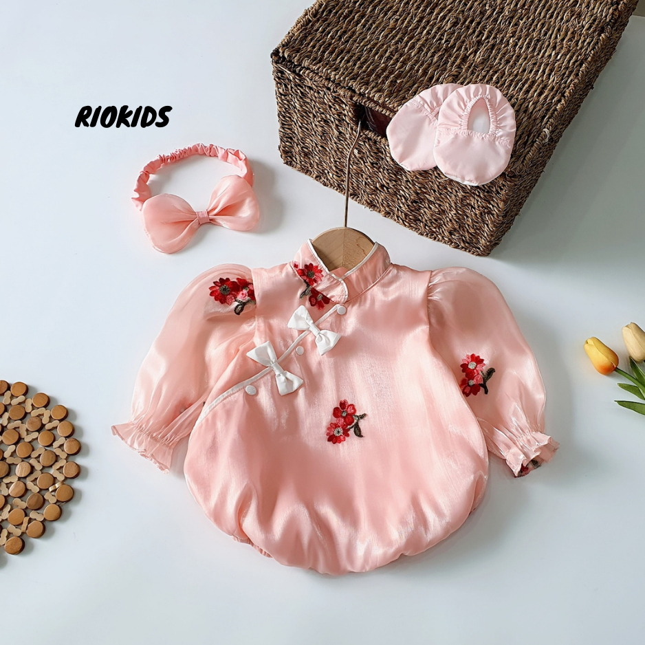 Bodysuit cổ tàu tơ ánh hồng RIOKIDS cho bé gái sơ sinh mặc thôi nôi, đầy tháng, Lễ Tết BD142