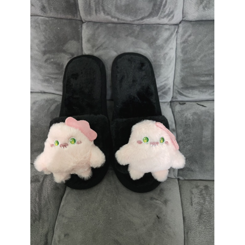 Dép Lông gắn gấu nâu