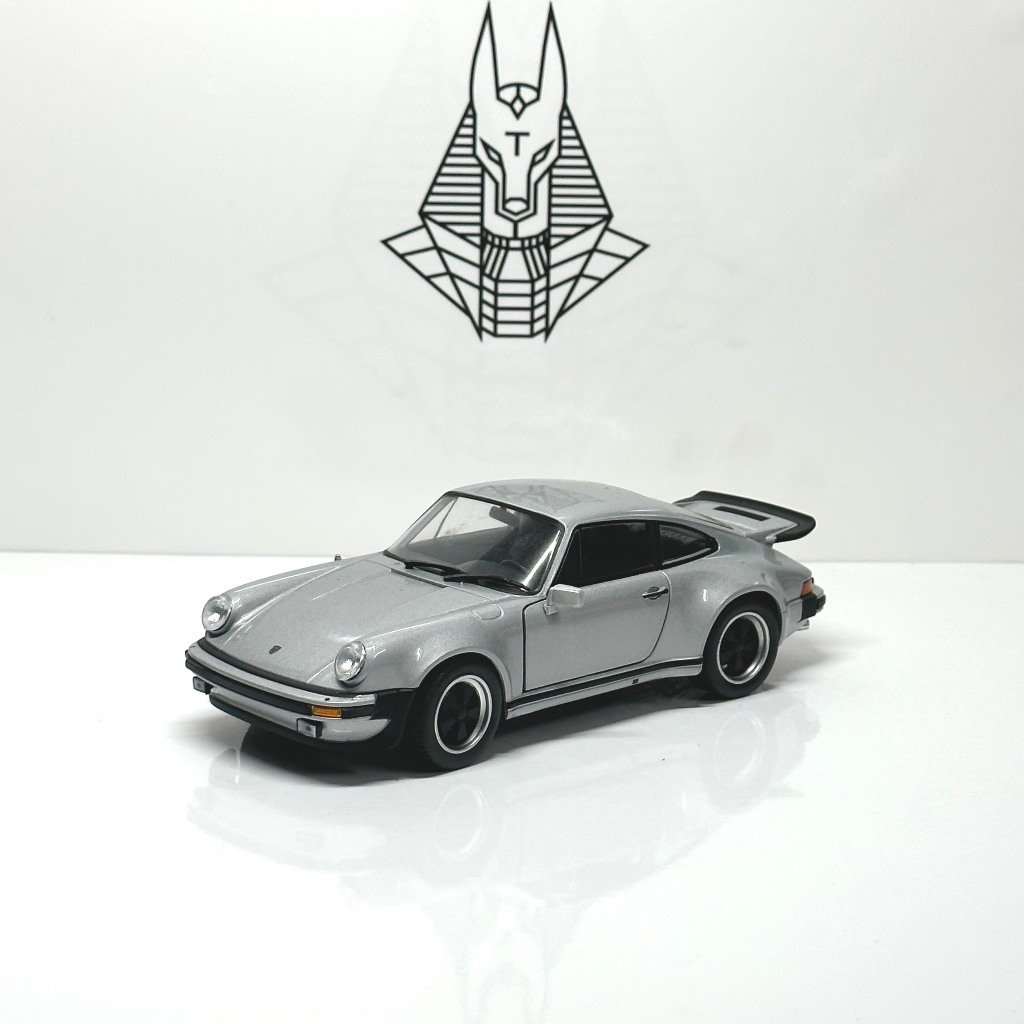 Mô Hình Xe Ôtô Kim Loại 1/24 Siêu Xe PORSCHE 911 TURBO 3.0 1974 Dùng Để Trưng Bày Bàn Làm Việc Làm Đồ Chơi Trẻ Em
