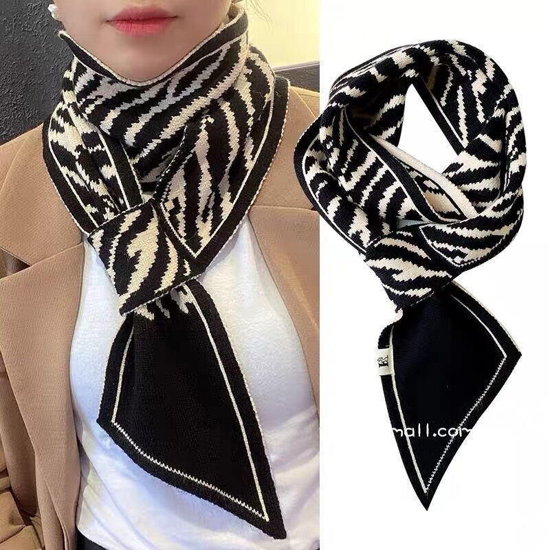 Khăn len quàng cổ có tai size 13x140cm mã 02