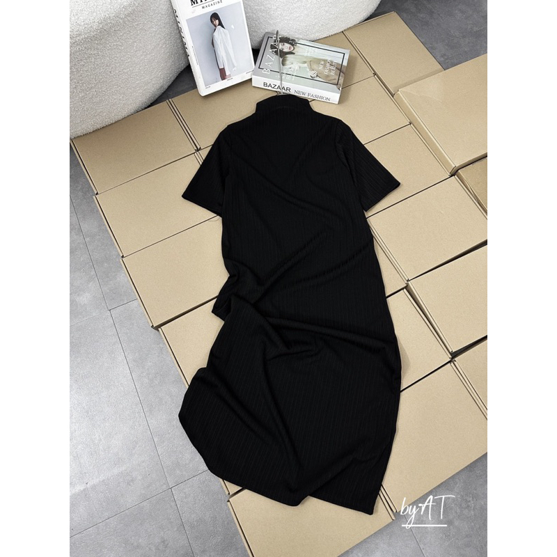 Váy suông cổ 3 phân len