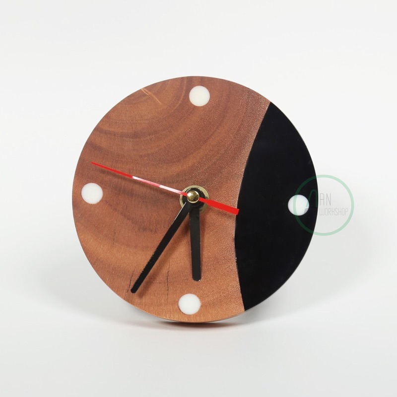 EPOXY TABLE CLOCK | Đồng hồ để bàn bằng gỗ &amp; epoxy resin