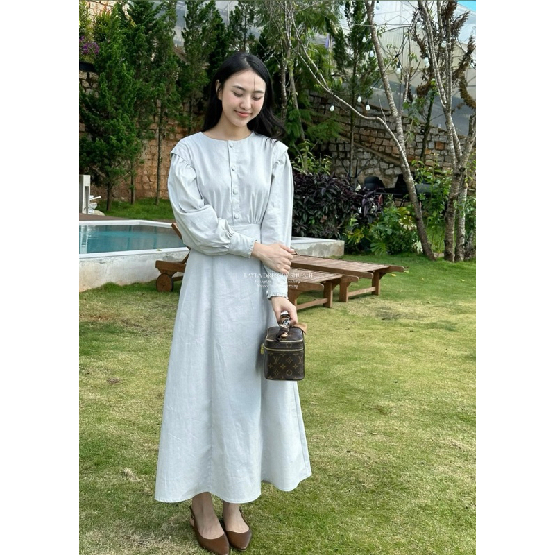 𝐋𝐚𝐲𝐥𝐚 𝐃𝐫𝐞𝐬𝐬 - Đầm Ly Tay Cúc Bọc Dáng Dài