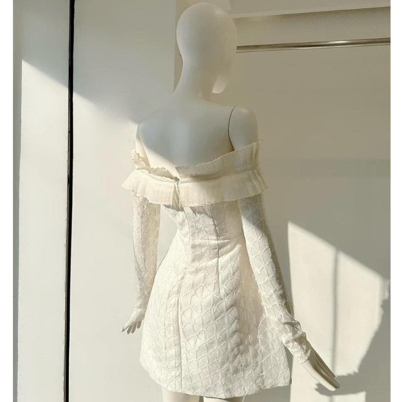 Đầm dự tiệc trễ vai ren sang chảnh Missy Dress