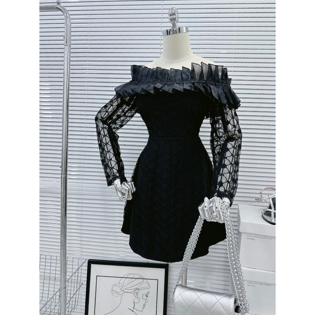 Đầm dự tiệc trễ vai ren sang chảnh Missy Dress
