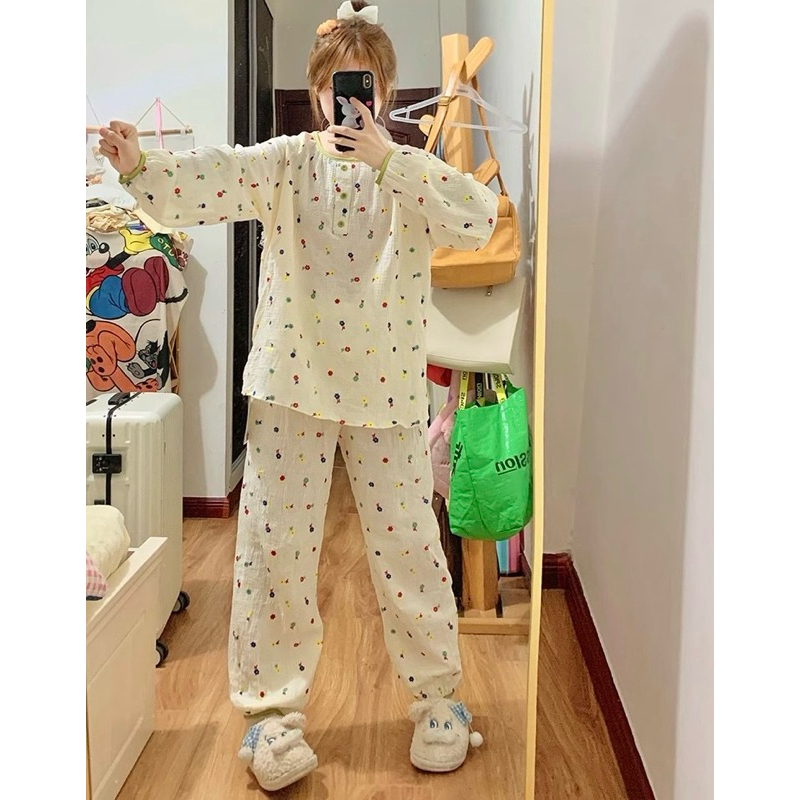 Set pyjama viền xanh lá trắng be phối hoa nhí năm cánh nhiều màu cổ tròn dài tay cotton đũi siêu thoải mái