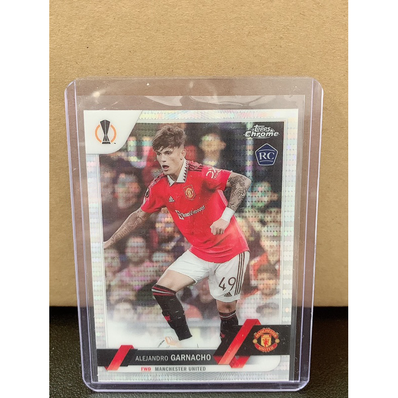 Thẻ Garnacho Pulsar Refractor Topps Chrome 2022/23