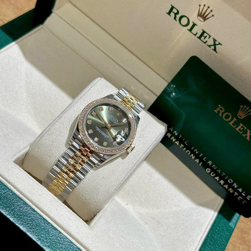 Đồng hồ Rolexxx nữ cao cấp máy  Pin mặt tròn siz 31mm đính đá dây kim loại