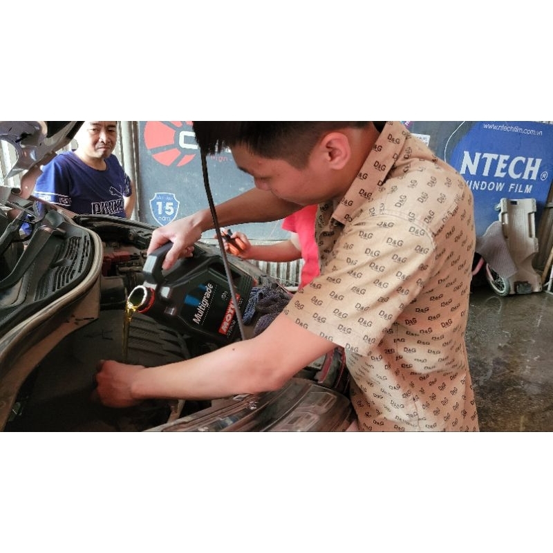 Dầu nhớt Motul 20W50 MULTIGRADE,  phù hợp các dòng xe cũ Toyota, honda, kia, huyndai, xe dịch vụ taxi