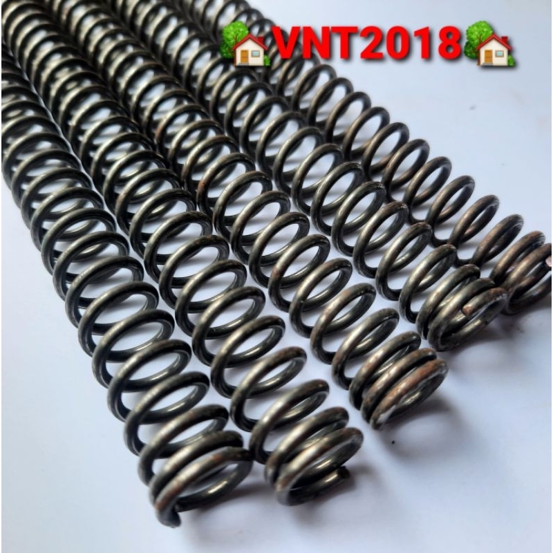 Lò xo nén thép đen phi 14 mm sợi 2mm dài 295mm