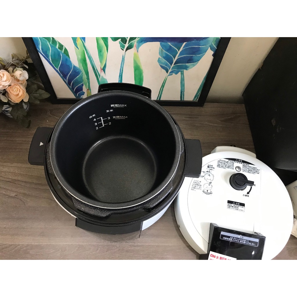Nồi áp suất điện Nhật bãi Bonabona 2.8l cảm ứng hầm các loại đồ ăn, sx 2019