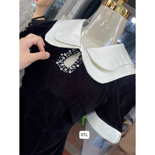 Váy nhung phối viền khâu đá