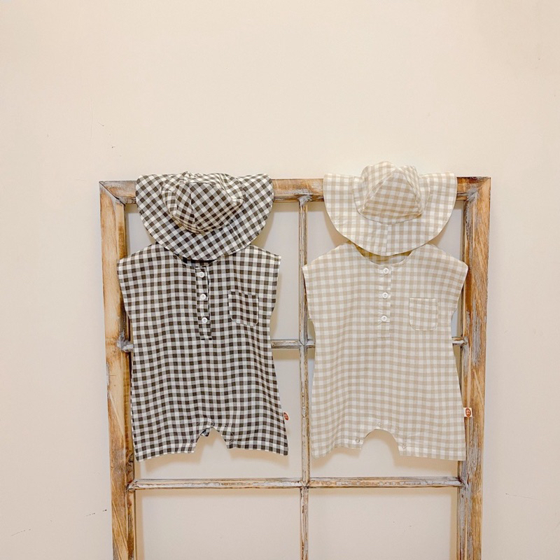 Set bộ liền thân sát nách caro kèm nón cho bé