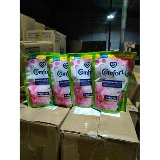 Nước xả vải comfort hương nước hoa vườn xuân lưu hương sâu 100h bền vải_ quyến rũ lưu hương 48h túi 200ml
