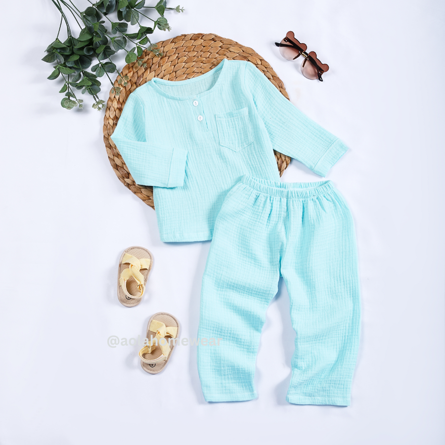 Pijama bé trai dài tay mặc ngủ xô muslin cổ trụ vạt bầu màu trơn Áo Lá Homewear A082, đồ dài tay cho bé trai