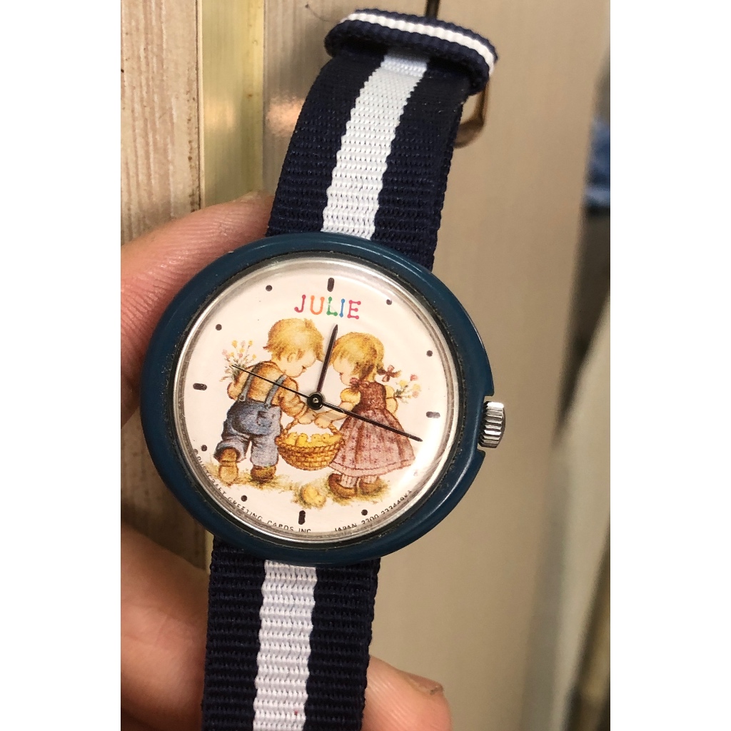 Đồng hồ bé gái, đồng hồ nữ sinh hiệu Citizen , cơ cót tay size 35mm