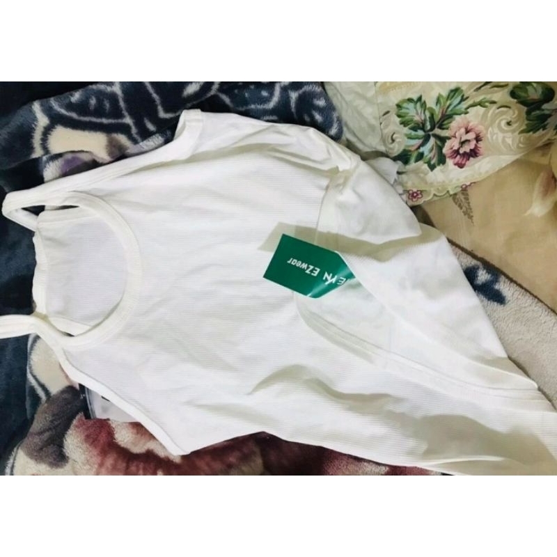 Pass áo ba lỗ s kem