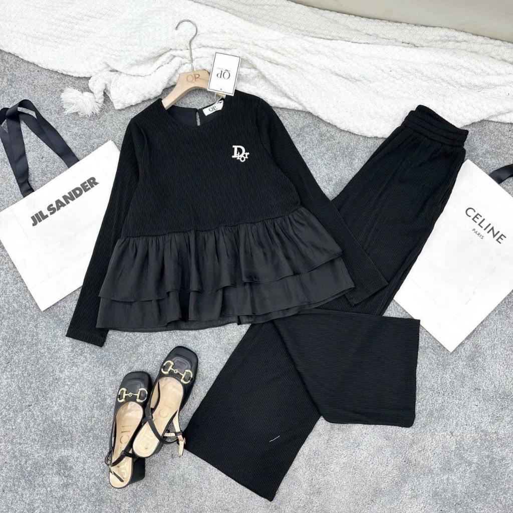 Set Đen Chất Len Tăm Siêu Đanh, Thiết Kế Viền Bèo Sịn SÒ