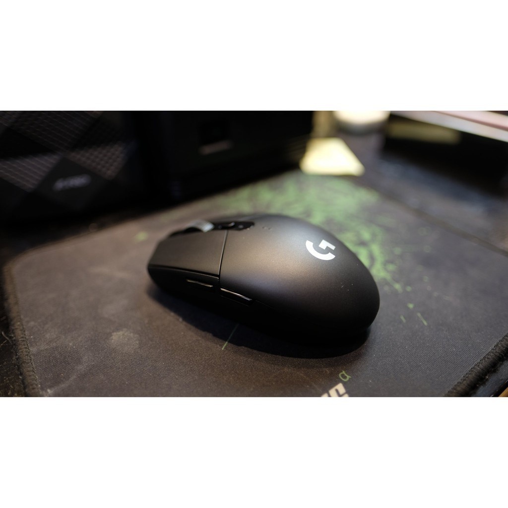 Chuột game không dây Logitech G304 - Lightsync - Tùy Chỉnh RGB, 6 Nút Lập Trình, Nhẹ, Siêu Bền- VMK-VYN | BigBuy360 - bigbuy360.vn