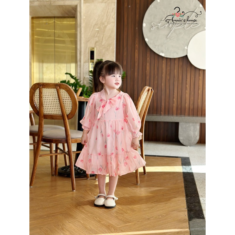 Váy bé gái Annie, đầm dài tay vải voan 2 tầng thắt nơ cổ công chúa xinh xắn họa tiết Hoa cho bé gái 9-33kg