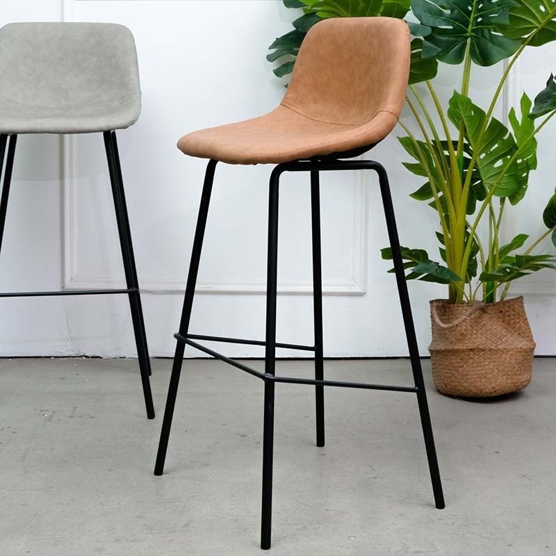 Ghế bar chân sắt sơn tĩnh điện nệm da PU TM065H