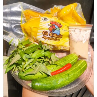 Gà ủ muối nguyên con loại 1.Đầy đủ đầu mề chân,kèm muối sữa,rau răm.Chặt sẵn khách nhắn shop nhé!