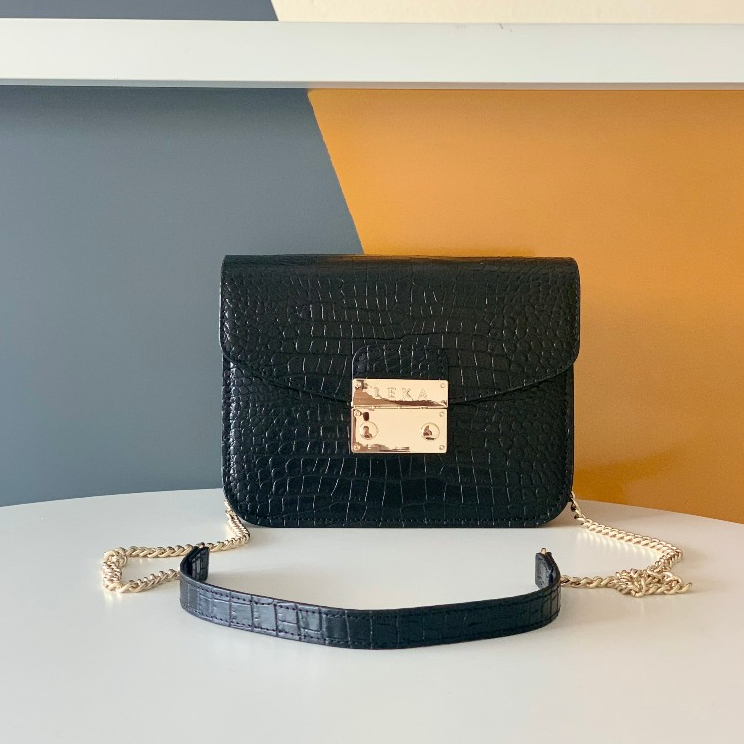 Túi Đeo Chéo Và Túi Đeo Vai LEKA  Zana 19 L1 Ý Dập Vân