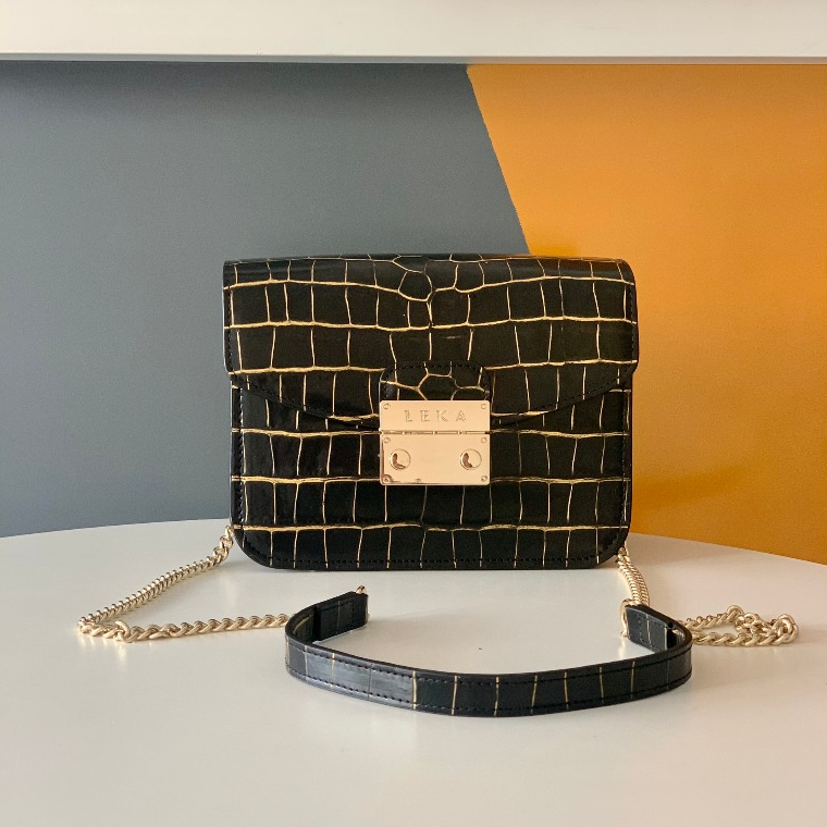 Túi Đeo Chéo Và Túi Đeo Vai LEKA  Zana 19 L1 Ý Dập Vân