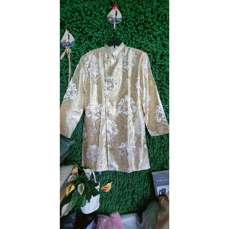 Áo dài nam gấm vàng mới đẹp