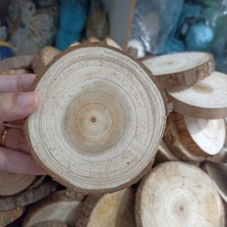 Đế gỗ thông kích thước 6cm _9cm dày 1.5cm trang trí nhà cửa