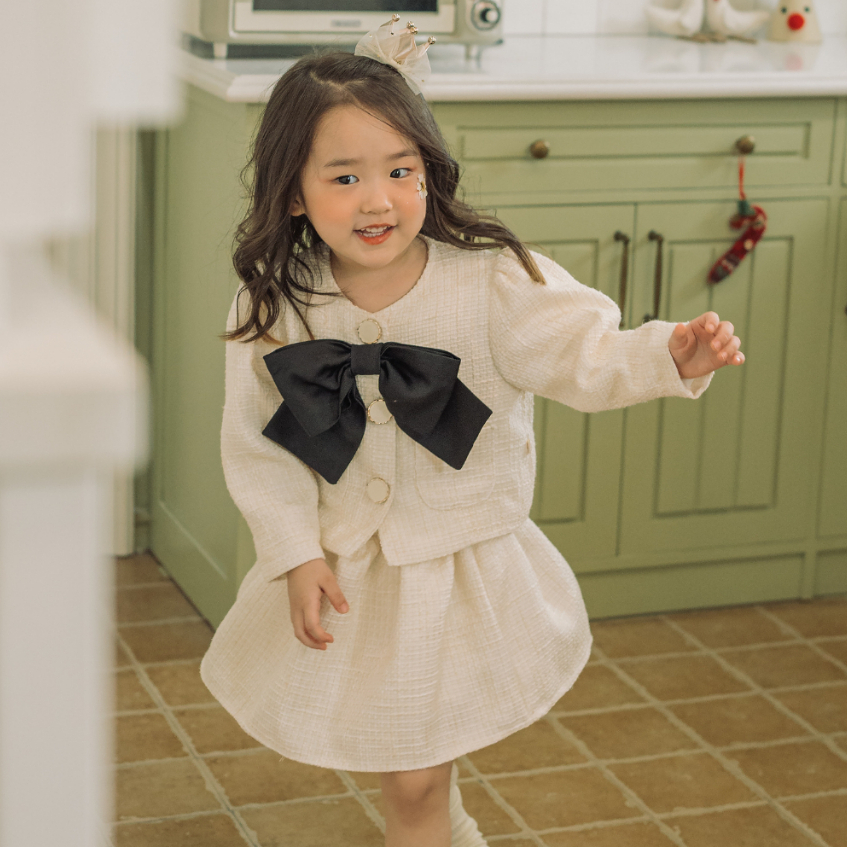 Set xinh cho bé gái Sora.bébé Lovely Tweet Set chất liệu dạ tweet lót lụa phối nơ to bản xinh xắn điệu đà