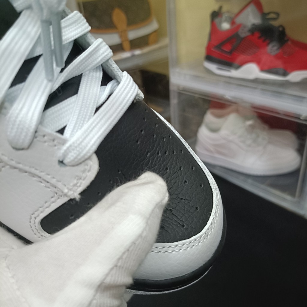 Giày sneaker nam nữ SB dunk low kinh điển trắng đen,giày nam thể thao dễ phối đồ.