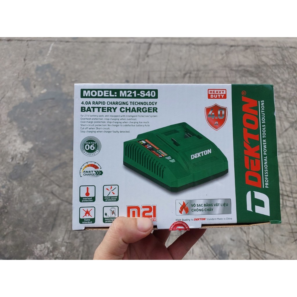 Sạc Pin Dekton dùng cho hệ chân Pin M21
