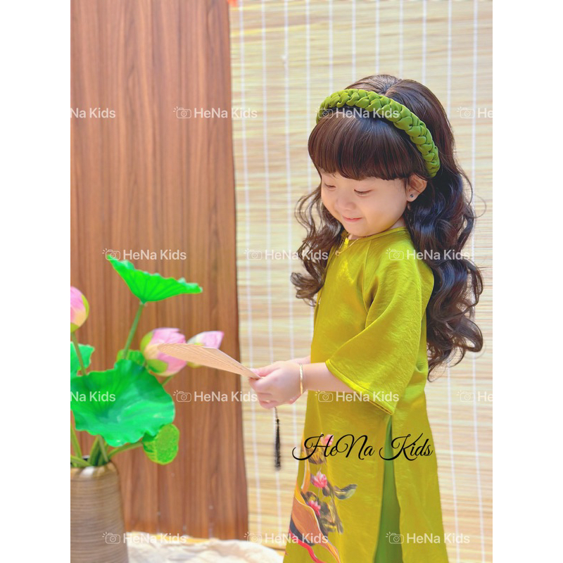 Bộ Áo Dài Cho Bé Gái Lụa In Hình Gồm Quần Và Áo