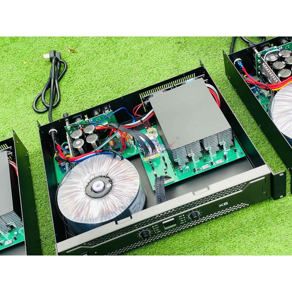 Cục Đẩy Công Suất Lớn X6 Đánh Được Cặp Loa Full Bass 30, Công Suất 600W/Kênh Sử Dụng Hát Karaoke Gia Đình, Chuyên Nghiệp