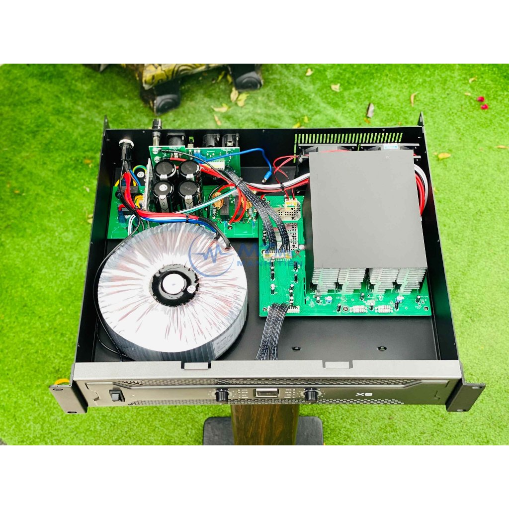 Cục Đẩy Công Suất Lớn X6 Đánh Được Cặp Loa Full Bass 30, Công Suất 600W/Kênh Sử Dụng Hát Karaoke Gia Đình, Chuyên Nghiệp