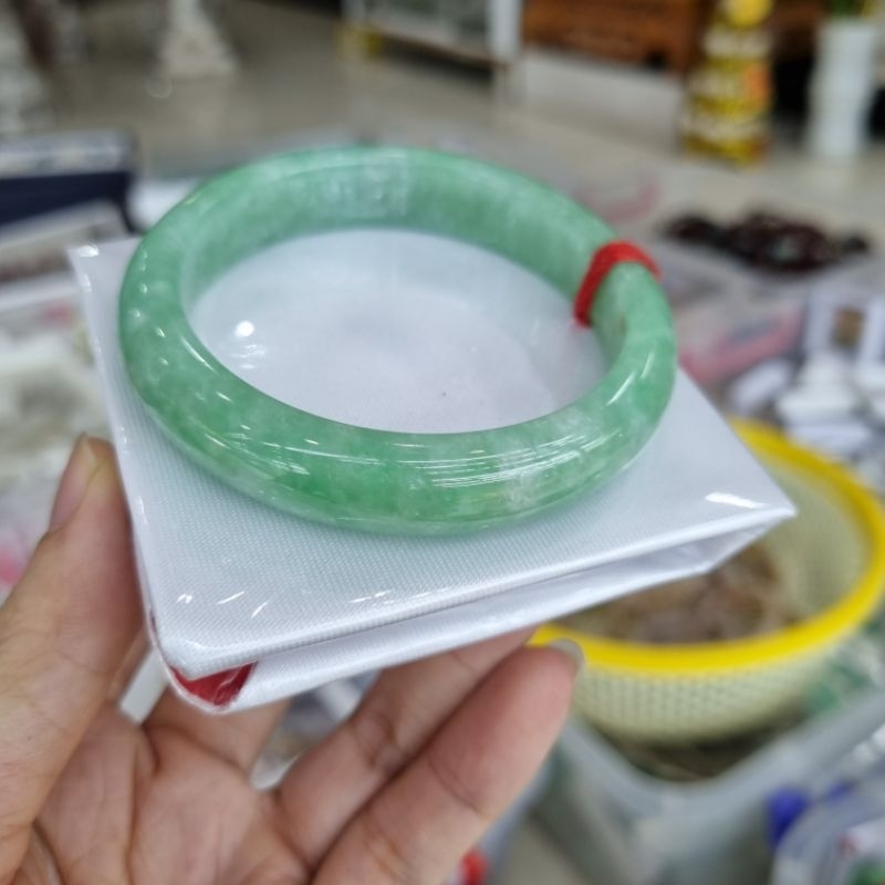 Vòng tay bản liền c.thach bông lý xanh đậu ni 56