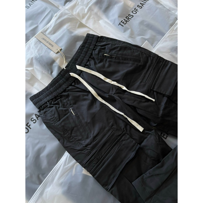 Quần Cargo Pant - Tear of Saint - vải gió túi hộp khoá zip ống trùm sneaker