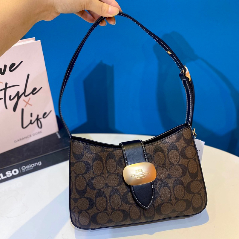 Túi coach eliza kẹp nách màu nâu mẫu mới