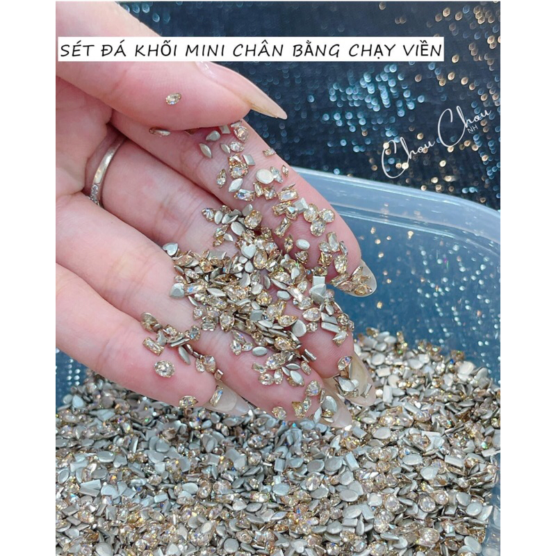 Sét đá mini chân khối bằng 100 viên