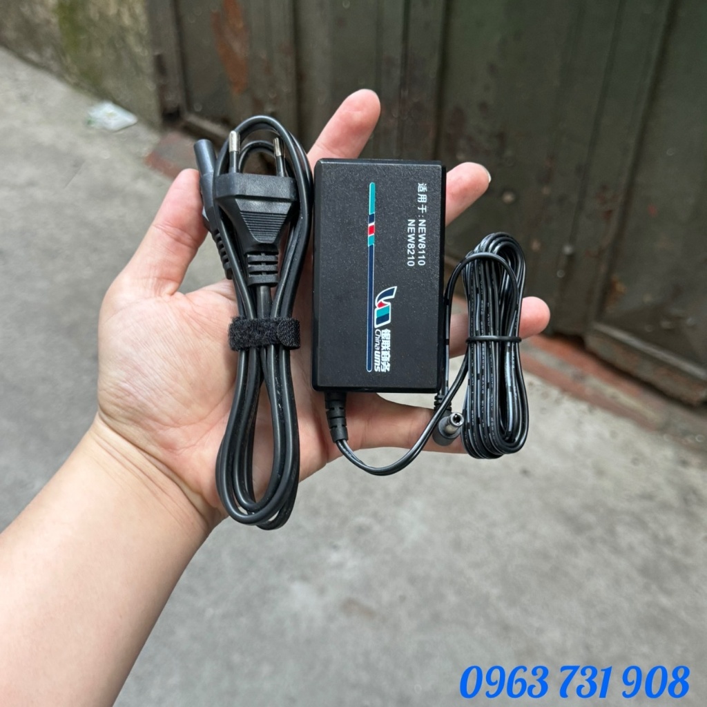 Adapter nguồn 9v 2a