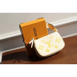 túi L     V pochette s*....*p full box
