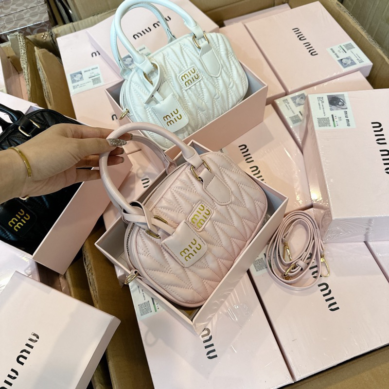 Túi xách nữ Miu Miu dáng mới cầm tay kèm dây đeo chéo