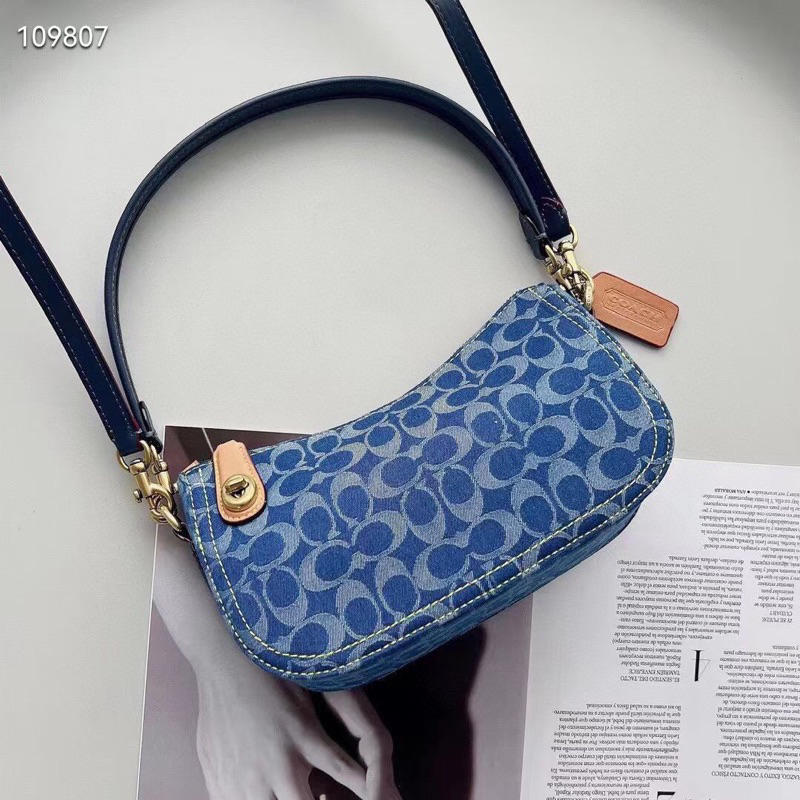 Túi coach swinger denim màu mới