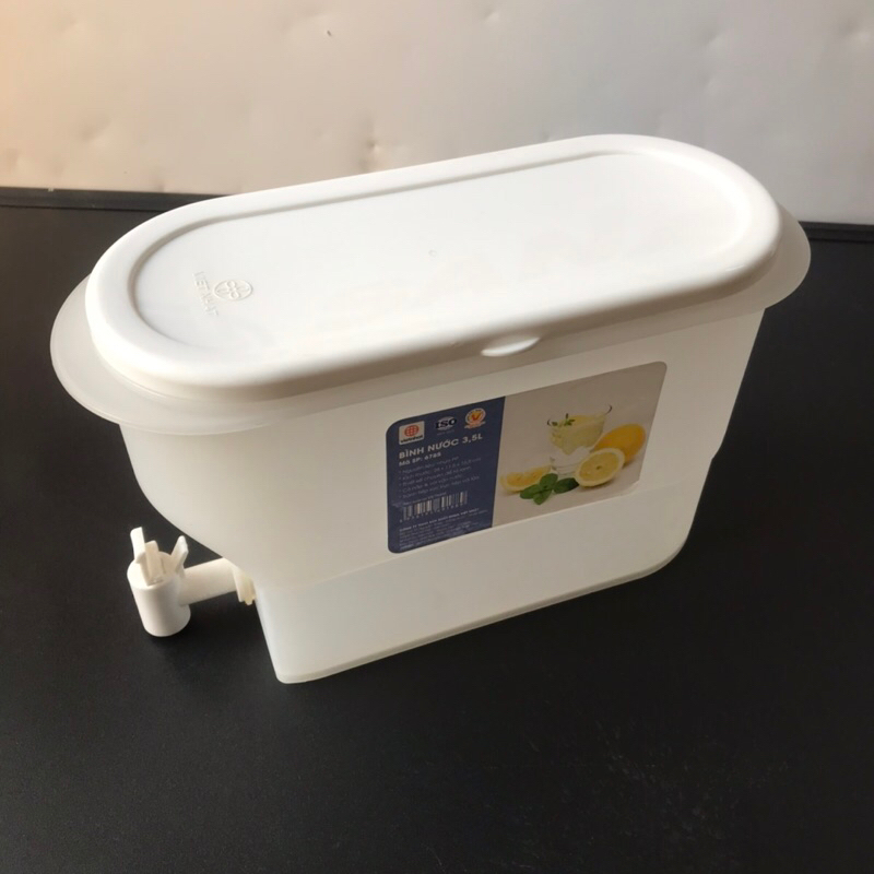 Bình Nhựa Đựng Nước Có Vòi