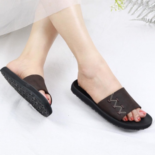 Dép nữ Giavy quai da bảng ngang TK456