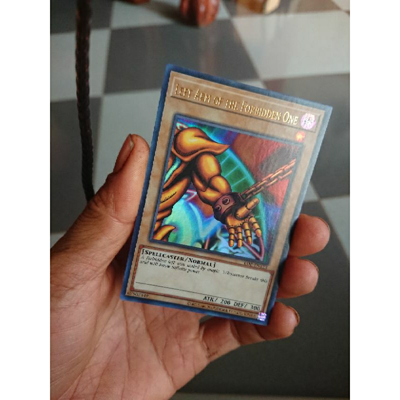 Yugioh TCG - Left arm of the Forbidden One - Ultra Rare (25th Anniversary) LOB-EN123