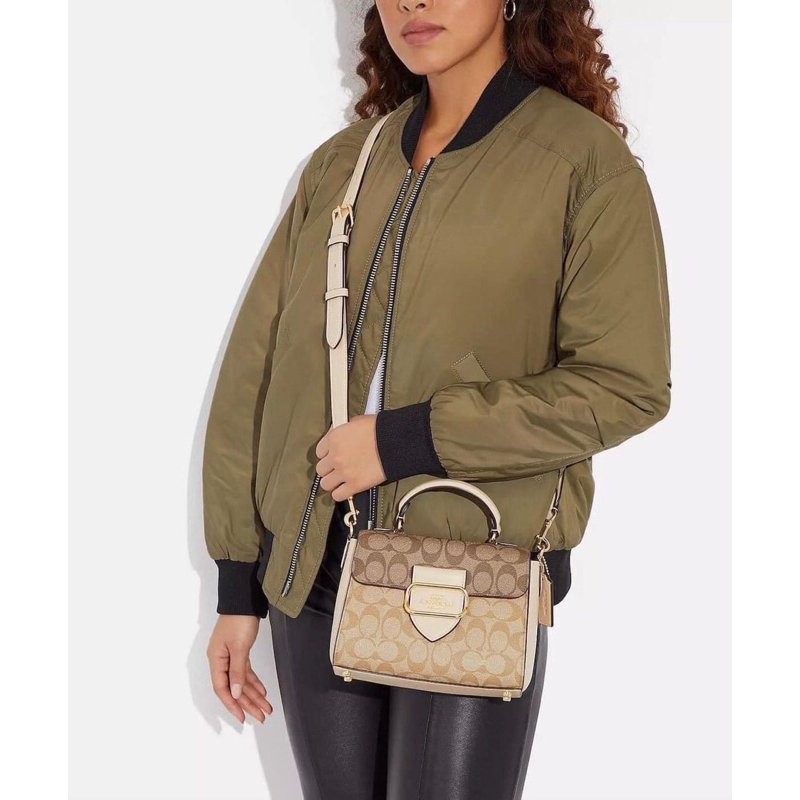 Túi Coach đẹp và sang quá chuẩn Auth